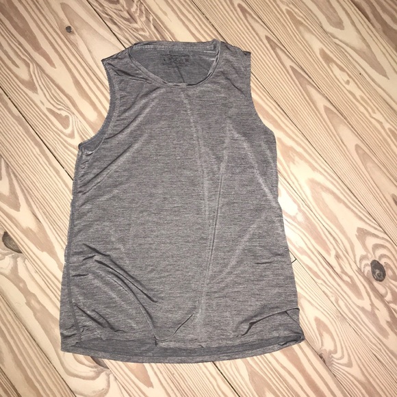 Tank top - Picture 1 of 3